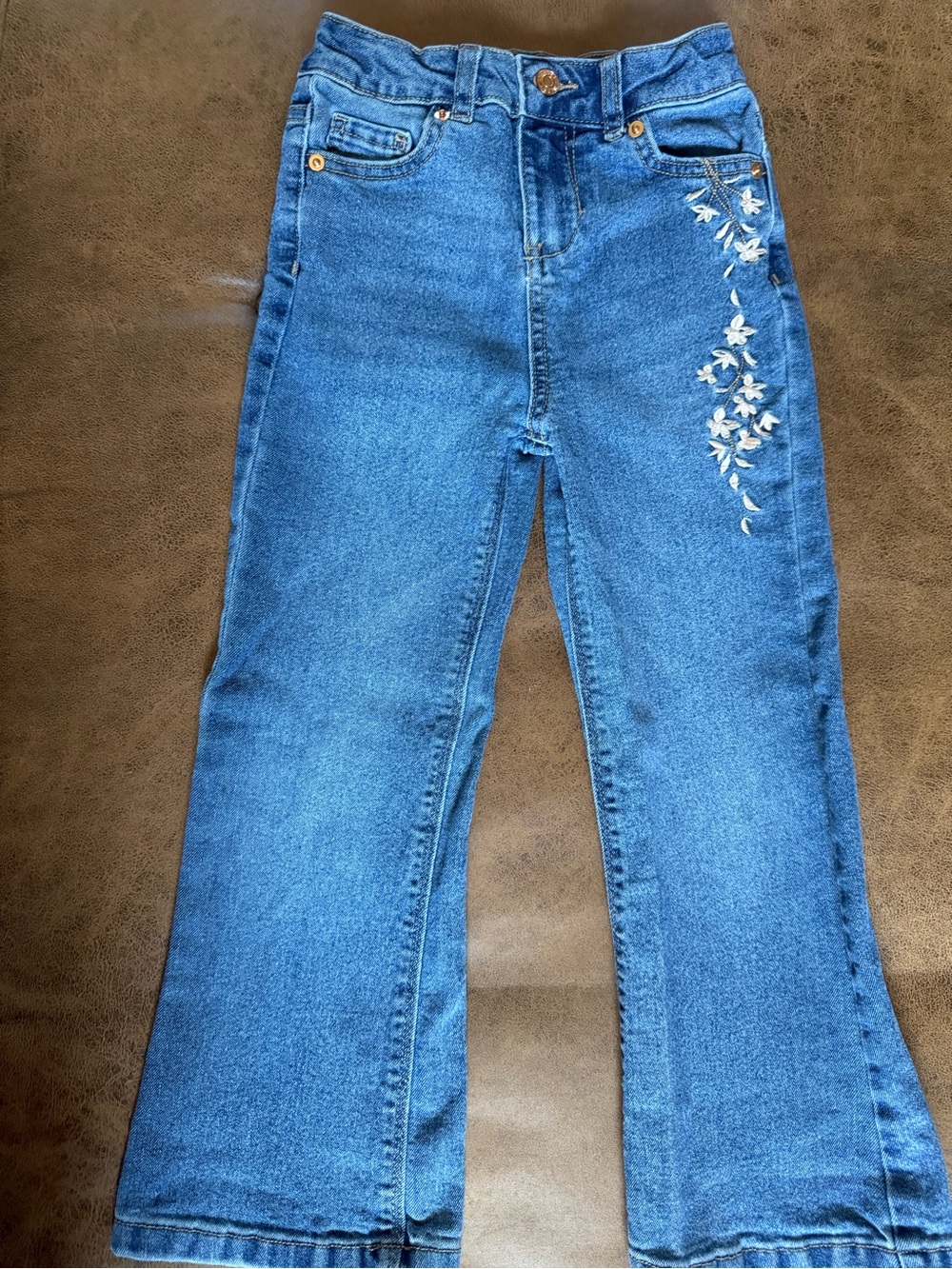 Girls' Blue Floral Embroidered Jeans - Kids Bottoms